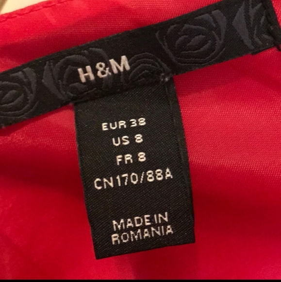 H&M midi length v-neck sleeveless dress - Picture 3 of 4